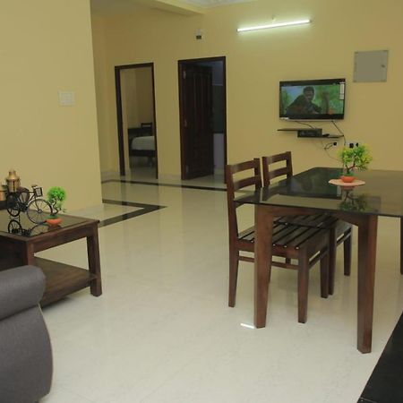 Mp Villa - Lovely Furnished Appartment ปอนดิเชอรี ภายนอก รูปภาพ