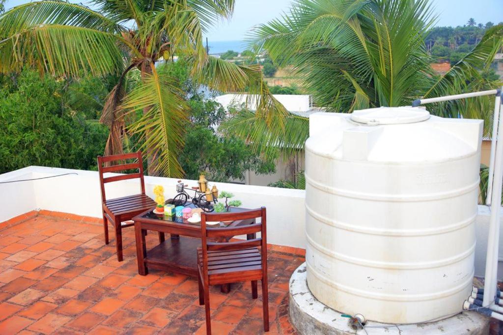 Mp Villa - Lovely Furnished Appartment ปอนดิเชอรี ภายนอก รูปภาพ