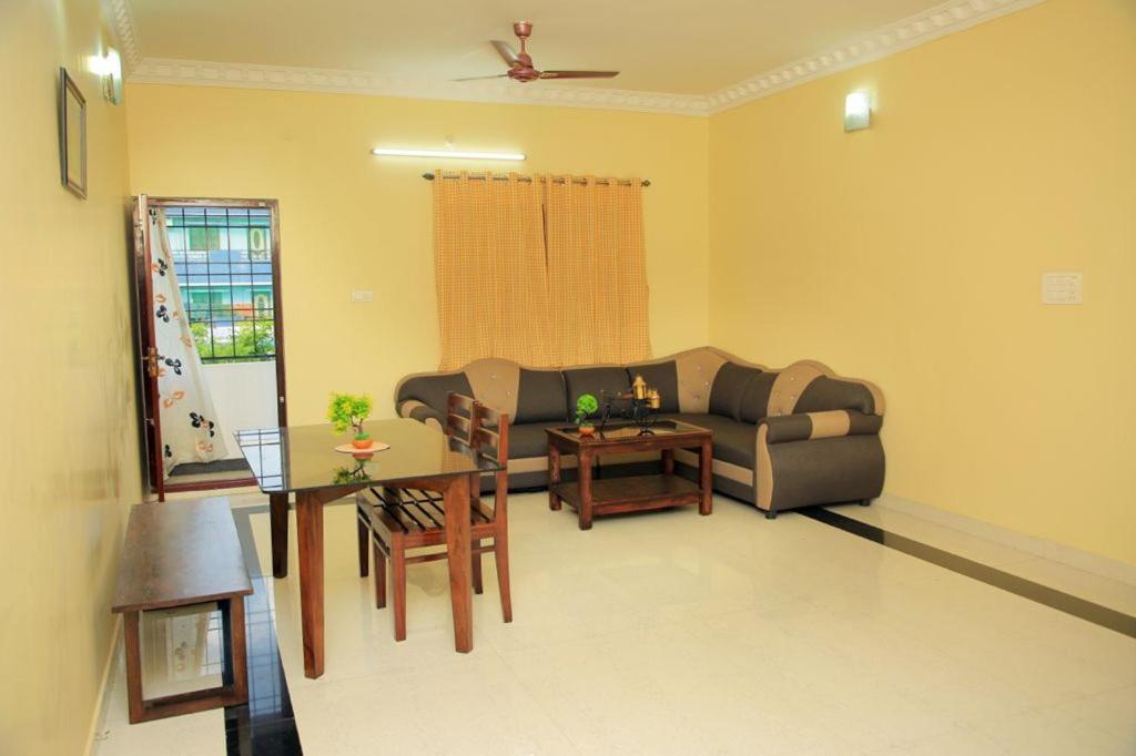 Mp Villa - Lovely Furnished Appartment ปอนดิเชอรี ภายนอก รูปภาพ