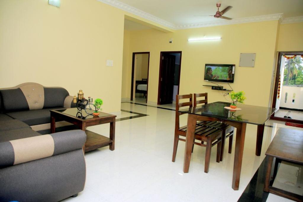 Mp Villa - Lovely Furnished Appartment ปอนดิเชอรี ภายนอก รูปภาพ