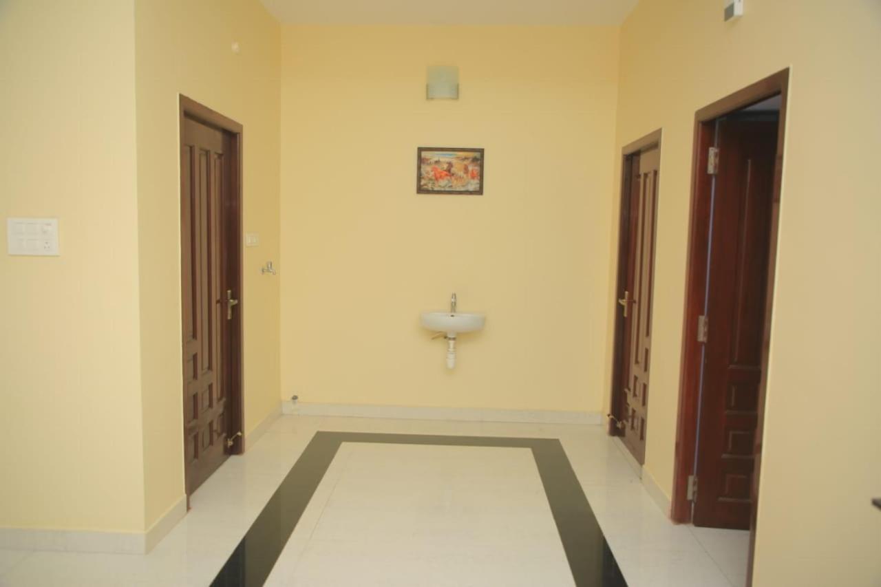 Mp Villa - Lovely Furnished Appartment ปอนดิเชอรี ภายนอก รูปภาพ