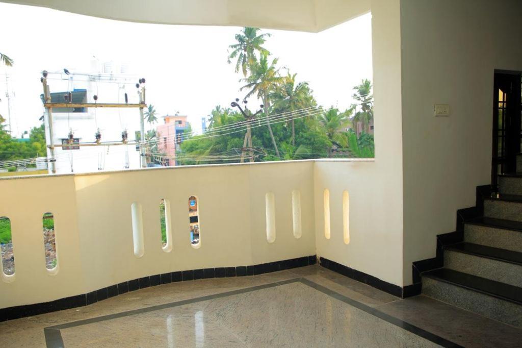 Mp Villa - Lovely Furnished Appartment ปอนดิเชอรี ภายนอก รูปภาพ