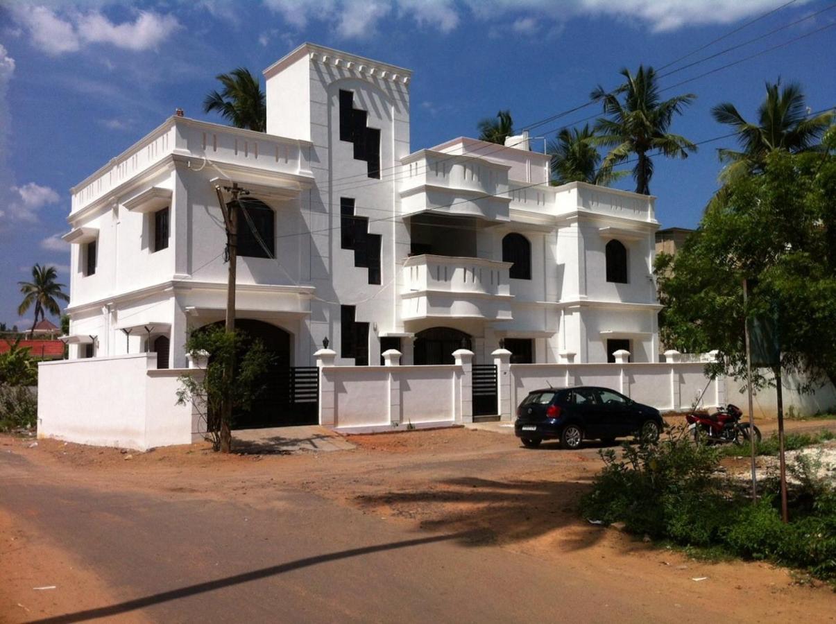 Mp Villa - Lovely Furnished Appartment ปอนดิเชอรี ภายนอก รูปภาพ